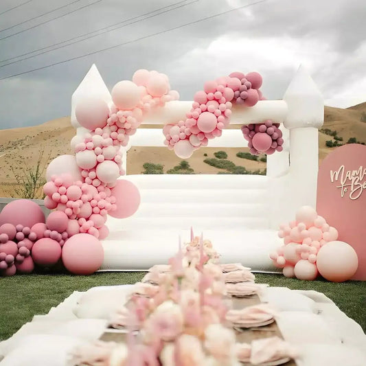 17 X 17 White Bounce House